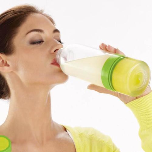 Leak-Proof Lemon Squeezer Cup With Fruit Infuser Water Bottle